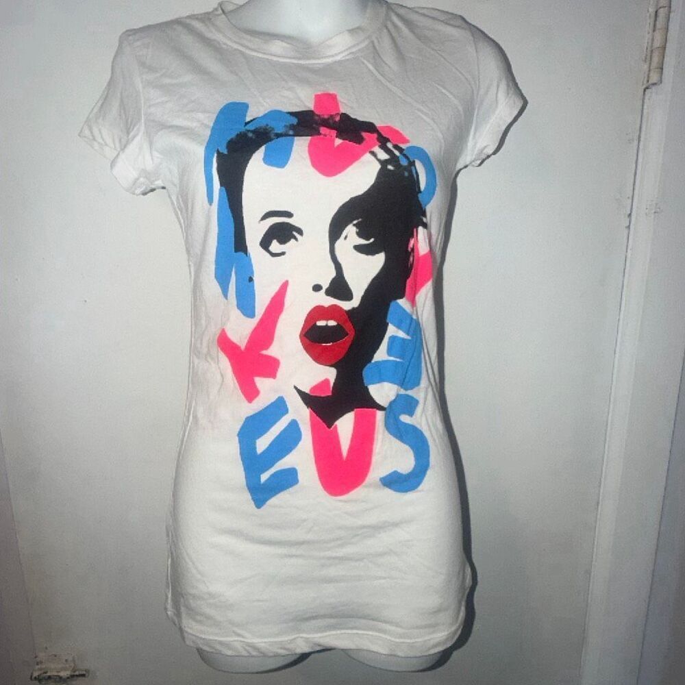 POP ART Judy Garland “Make Moves” T Shirt-M (Juniors) {NWOT}